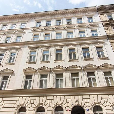 Studio In The Historic Center Apartment Prague Ngoại thất bức ảnh